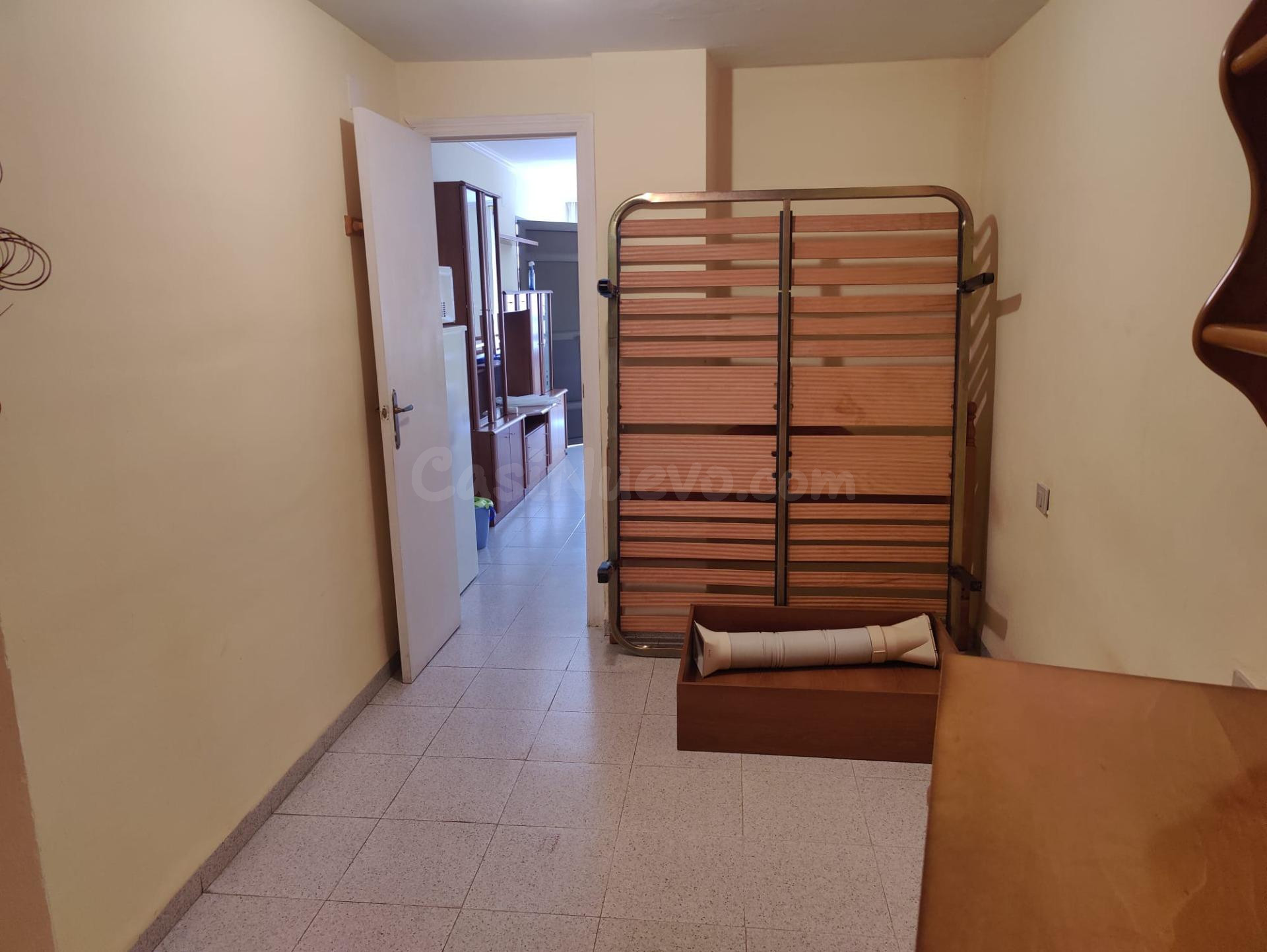 Local en Toledo de 33m2, planta baja, ideal como pequeño alm - foto 5