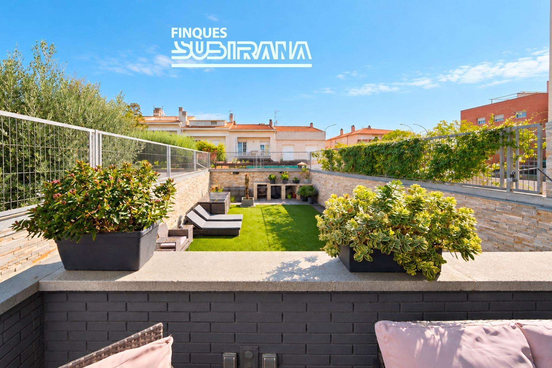 EXCLUSIVA CASA DE DISSENY A LES COMES, IGUALADA
