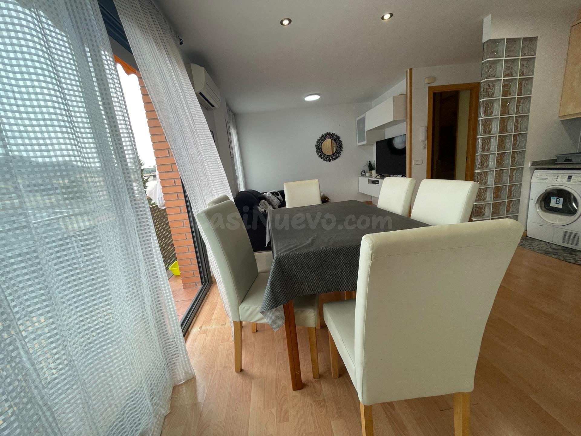 Magnífic dúplex llest per entrar a viure amb terrassa, saló- - foto 4