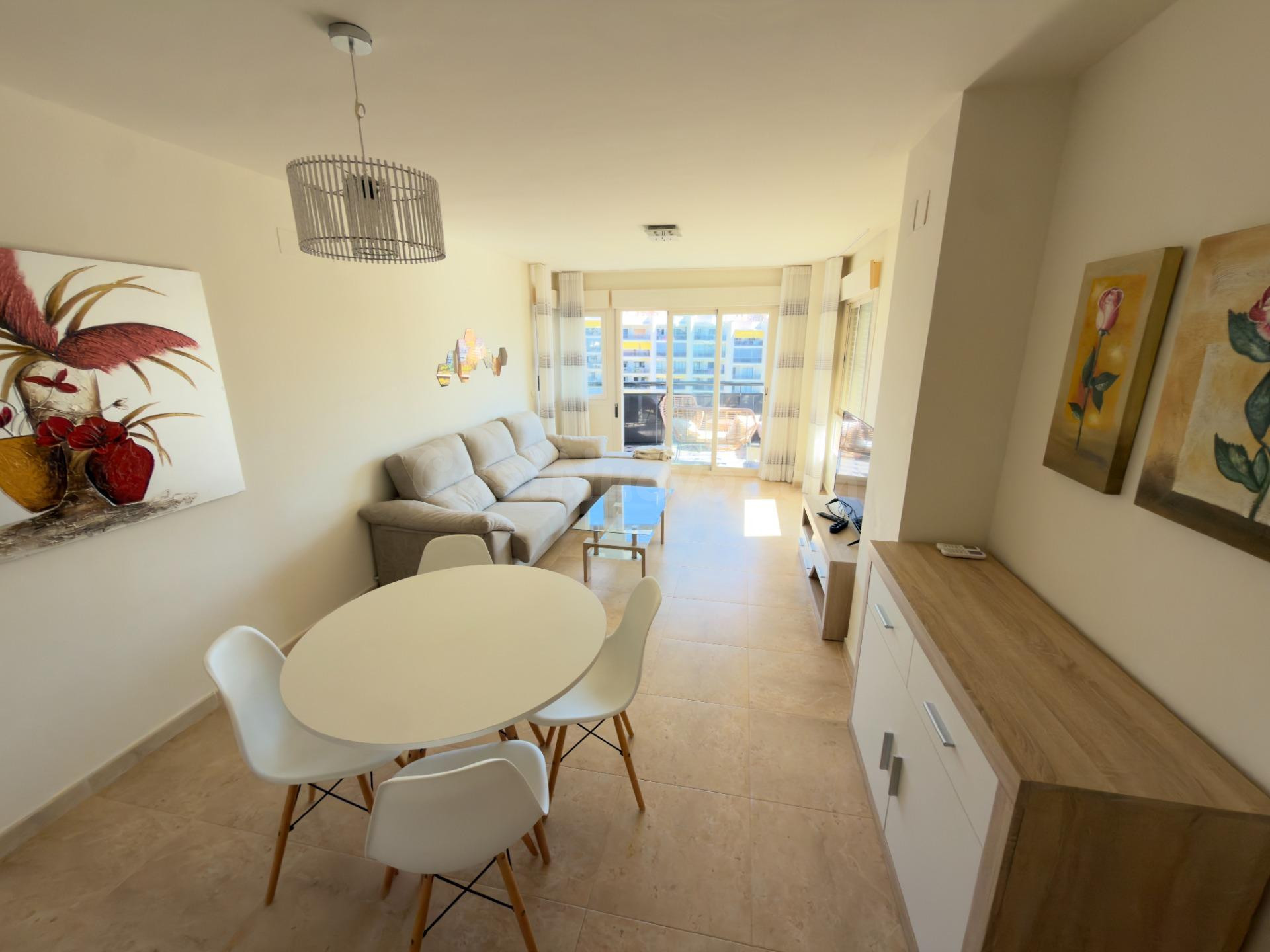 Se alquila para todo el año 1500€, Vivienda de 3 dor. 2 baño - foto 4