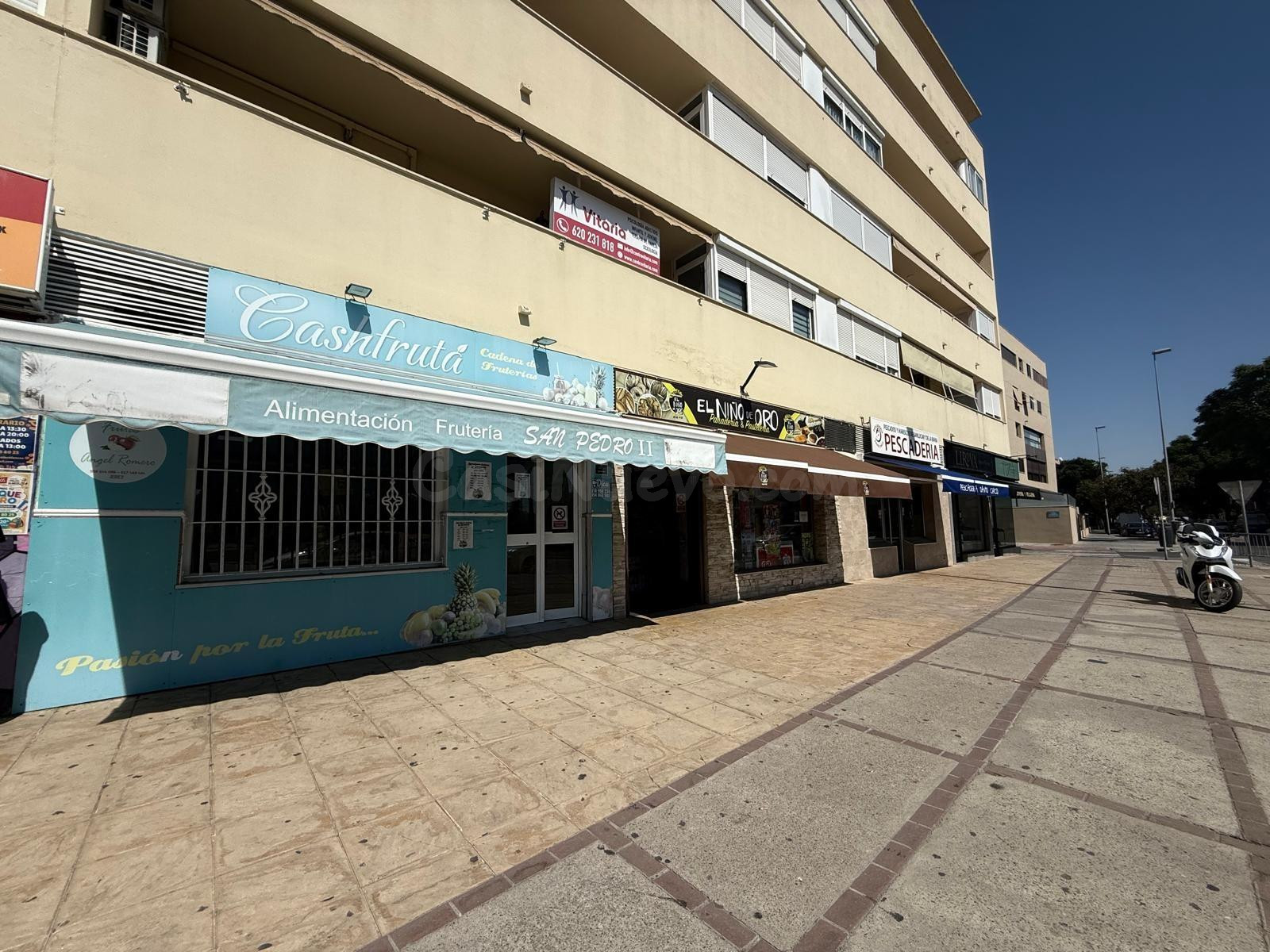 SE VENDE LOCAL EN AVENIDA DE ESPERA - foto 2