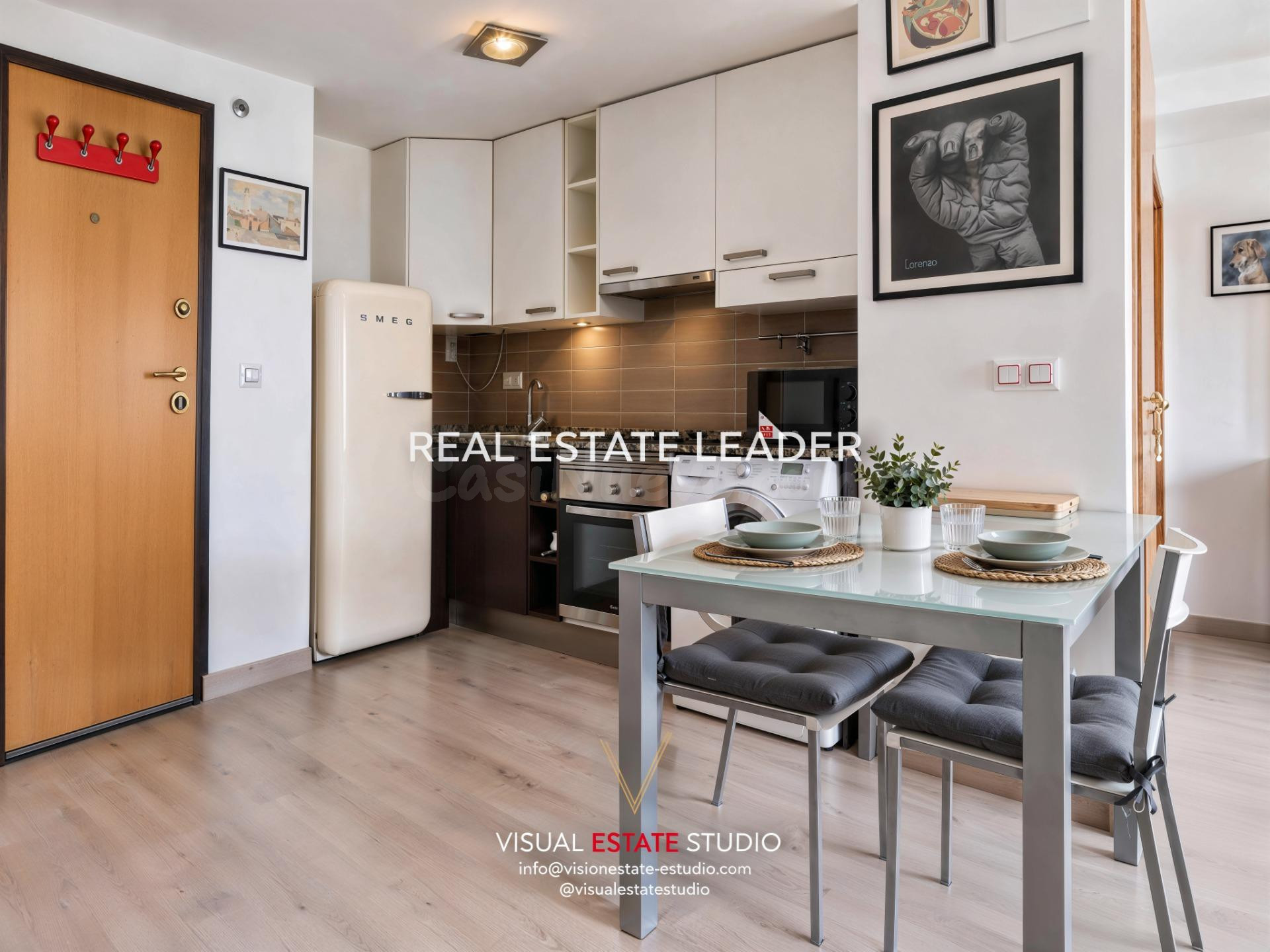 UN LOFT DE 36 M2 CON BALCÓN, GARAJE Y TRASTERO. PEQUEÑO SOLO EN MANTENIMIENTO.!!