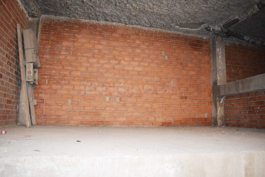 Alquiler. Local ideal almacén de unos 85 m2, con altillo, en - foto 5