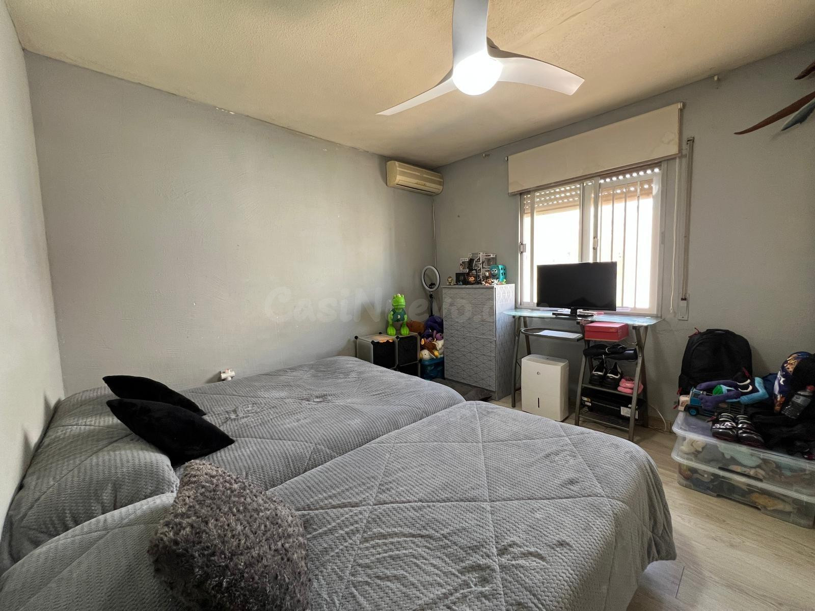 ¡Vivienda reformada con ascensor y terraza en La Viñuela!