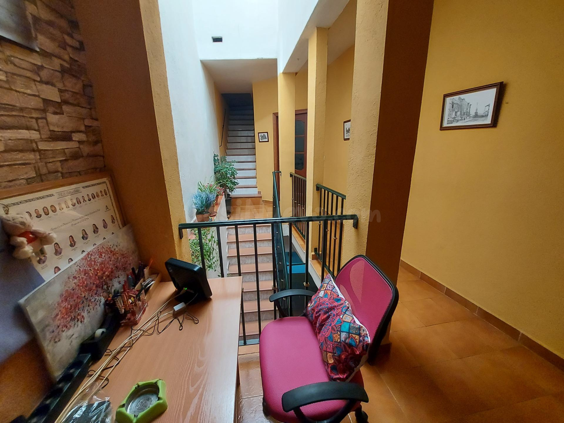 MAGNIFICA VIVIENDA DE 2 PLANTA + AZOTEA EN ZONA EL POTRO/ SAN PEDRO, CON GARAJE OPCIONAL