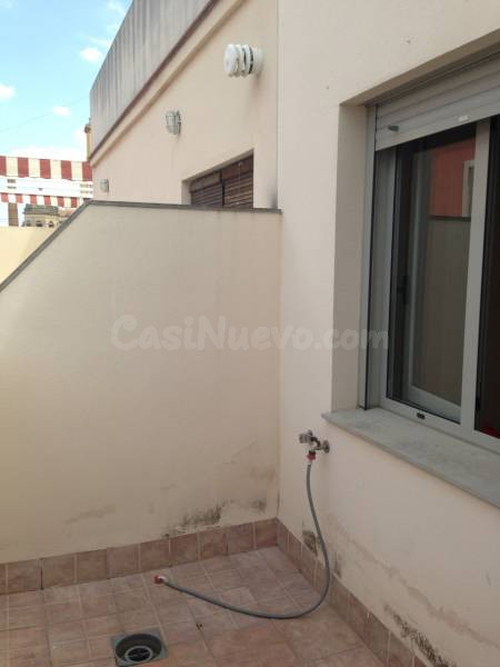 ÁTICO EN SAN BERNARDO CON TERRAZA.