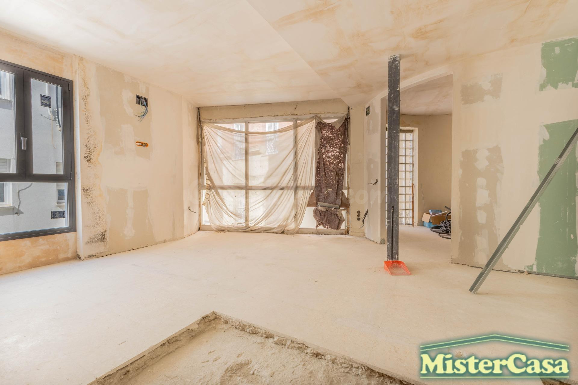 EXCLUSIVA!! . Pleno centro . Jerez . Vivienda tipo Loft - foto 2