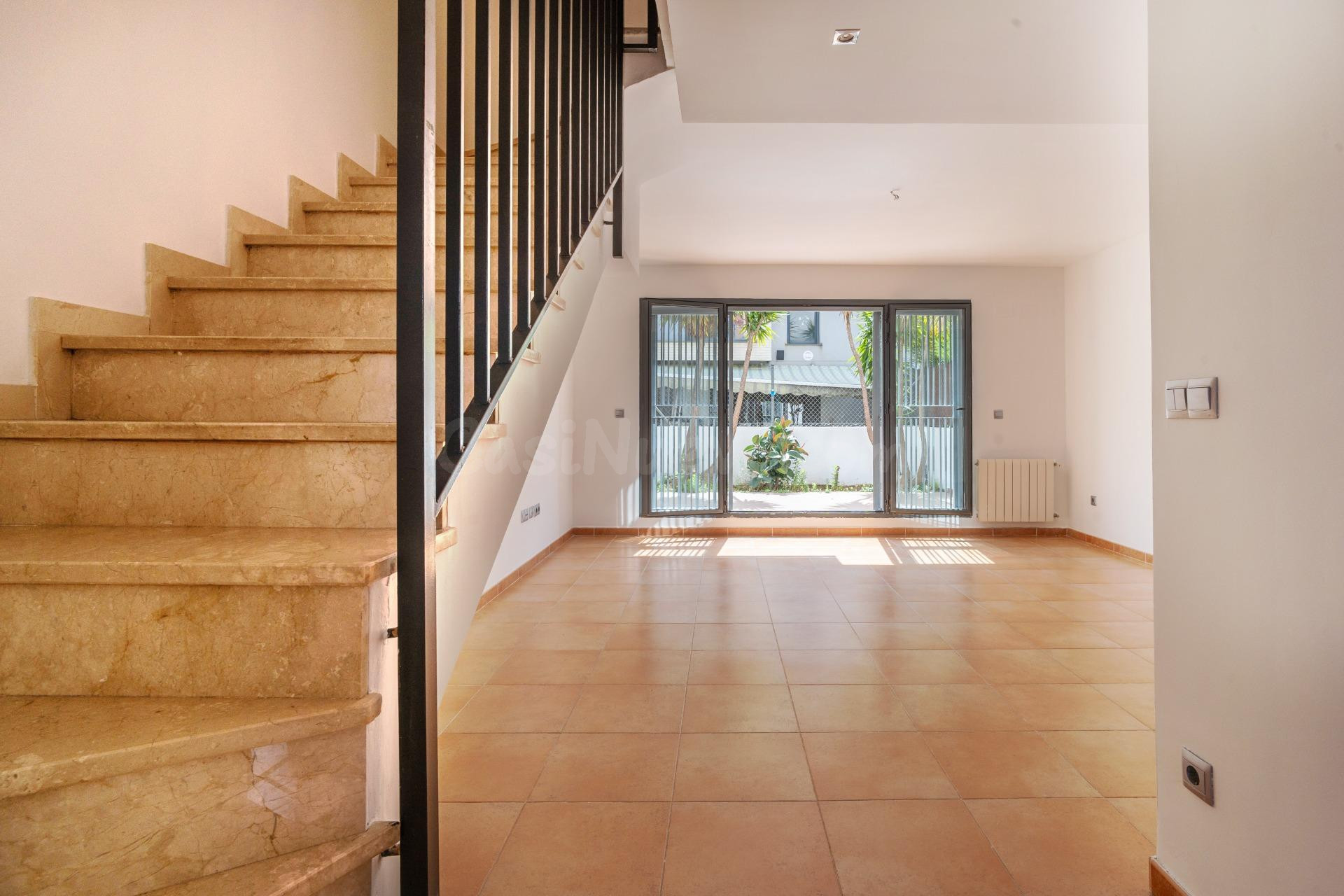 ADOSADO EN VENTA ALFAFAR - foto 5