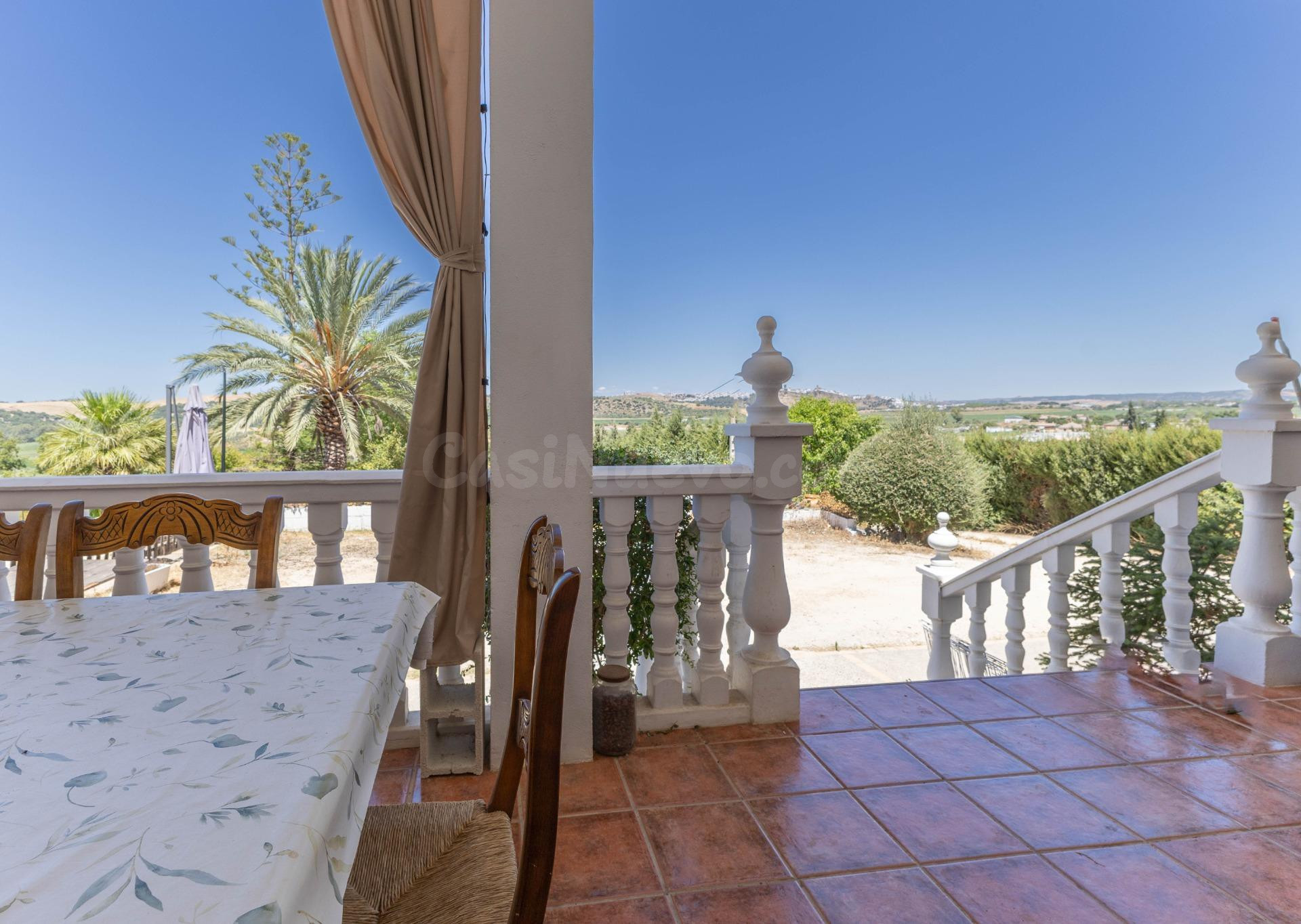 ¡EXCLUSIVA! Finca autosostenible con vivienda, piscina y más - foto 2