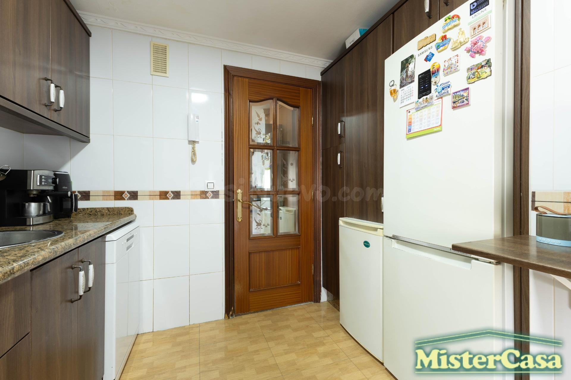 ¡EXCLUSIVA! Piso de 3 dormitorios , 1 baño . Completamente reformado. Ideal para Entrar a Vivir - foto 4