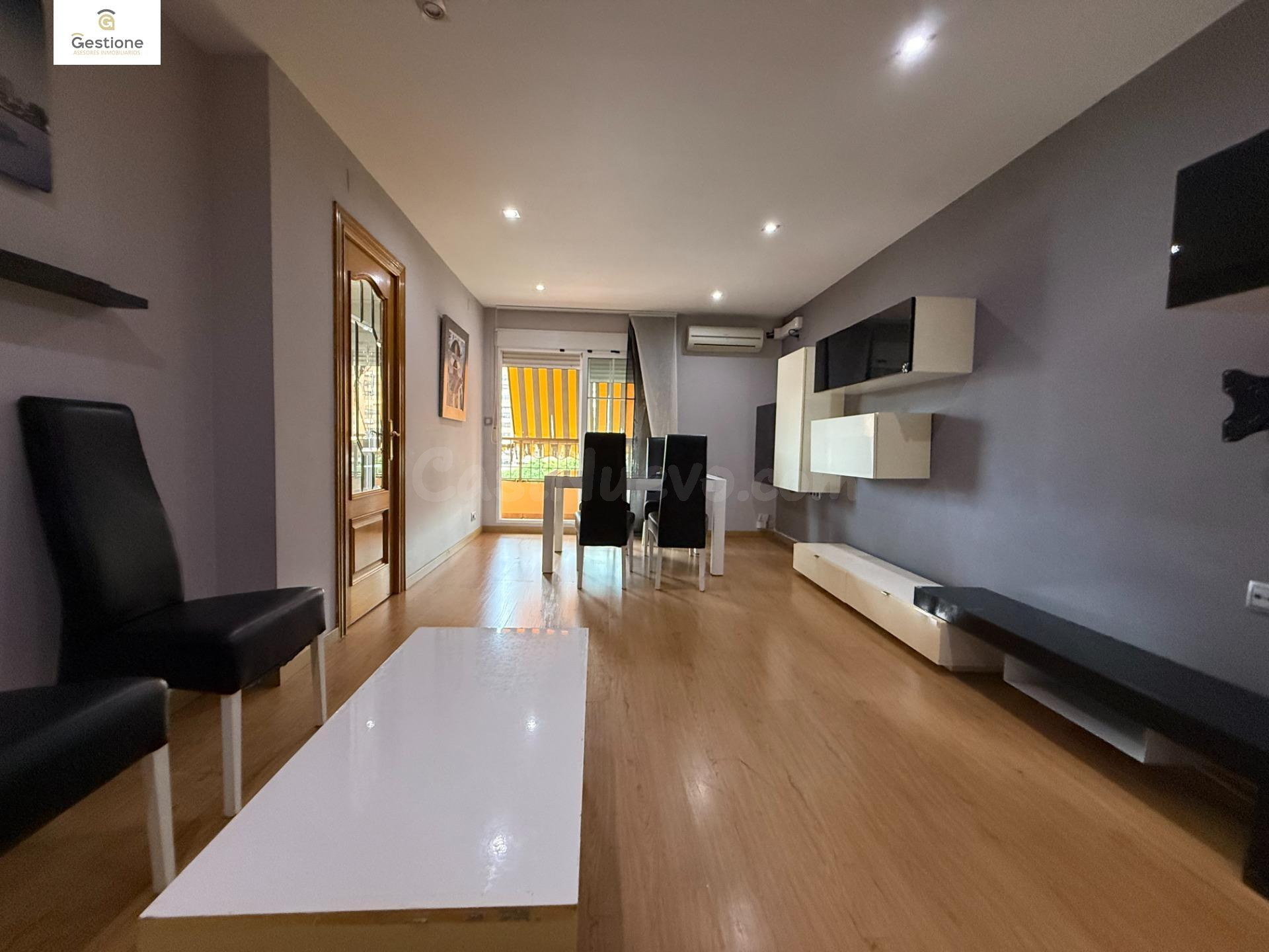 LUZ, AMPLITUD Y UNA DISTRIBUCIÓN PERFECTA . VIVIENDA REFORMA - foto 3