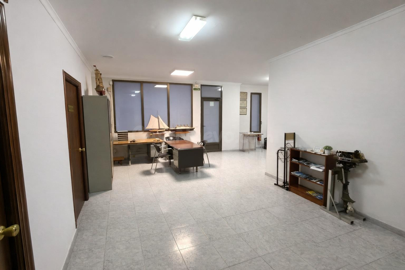 ref 08659 Salico vende local comercial de 203 m2 a pie de calle con doble acceso. - foto 4