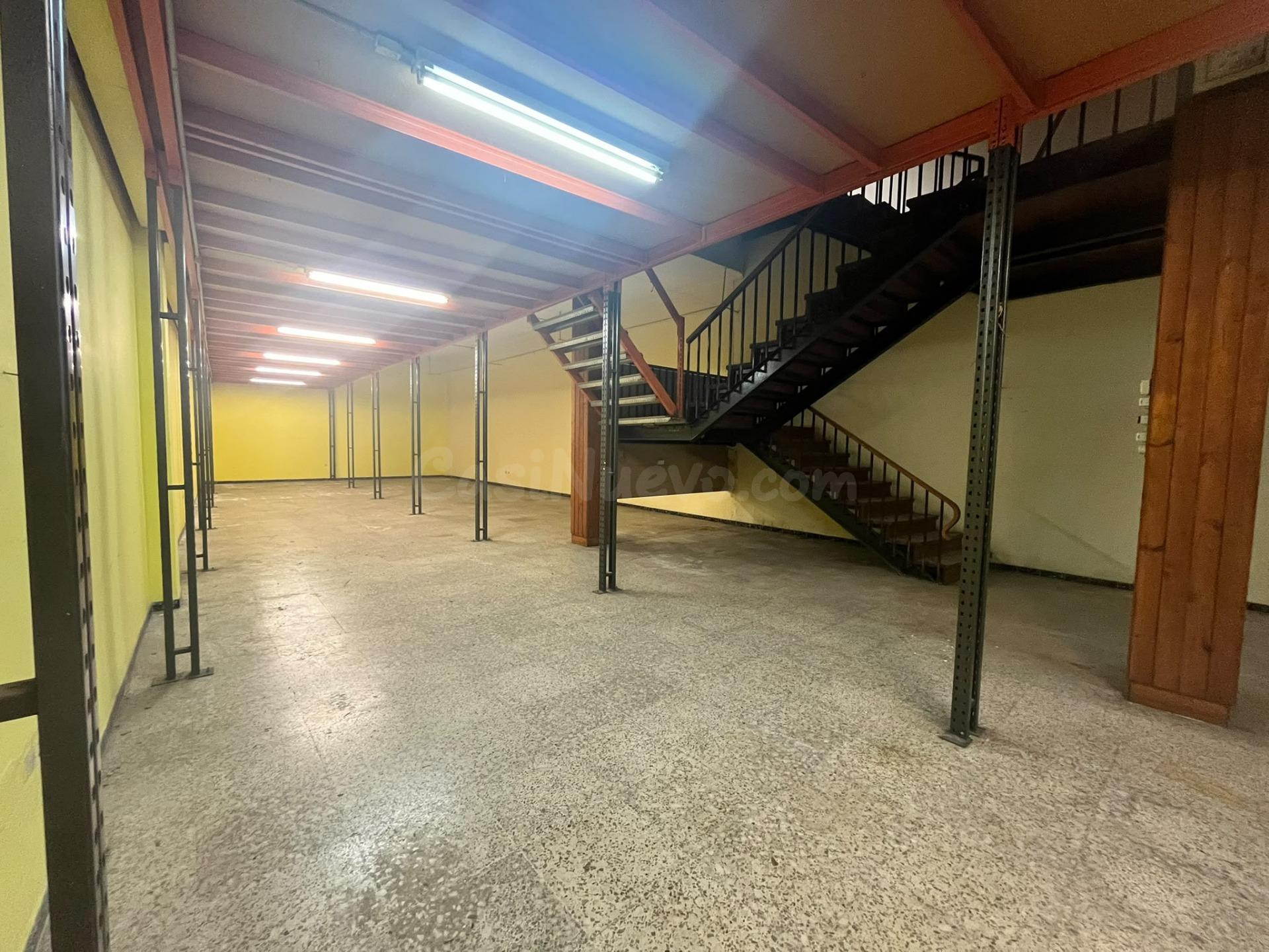 EXCLUSIVA EDIFICIO SINGULAR 580 M2 + AZOTEA + PATIO 70 M2 - CERCA UNIVERSIDAD - GRAN RENTABILIDAD - foto 3