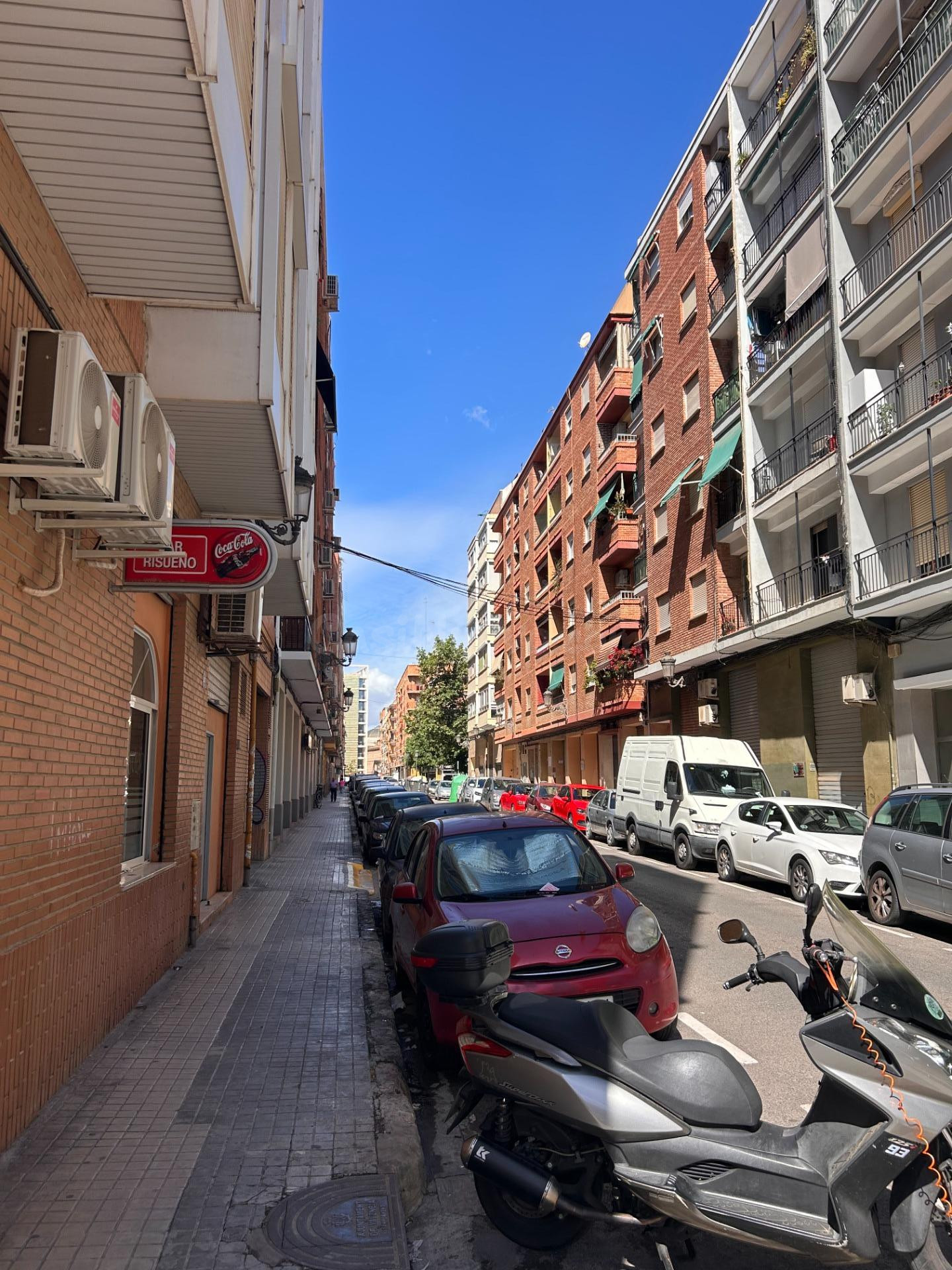 Ref 08663 LOCAL CON NAVE EN VALENCIA CAPITAL (OLIVERETA) - foto 4