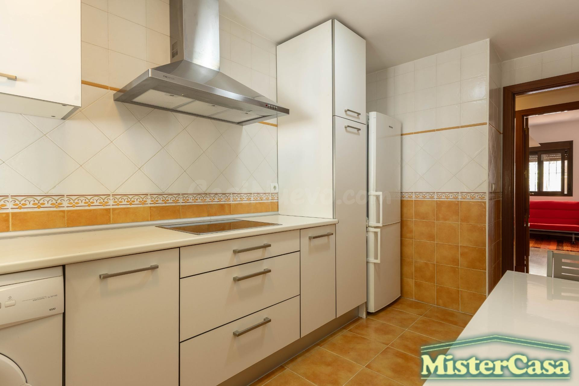 EXCLUSIVA! Calle lealas, piso,  planta baja, 2 dormitorios, 1 baño, garaje y trastero, MEJOR VER!!