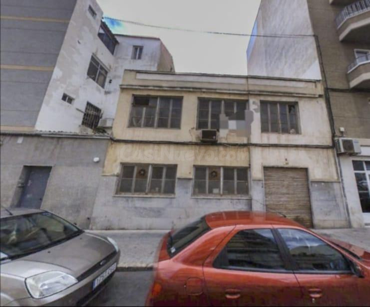 NAVE INDUSTRIAL A PIE DE CALLE DENTRO DEL CASCO URBANO - foto 4