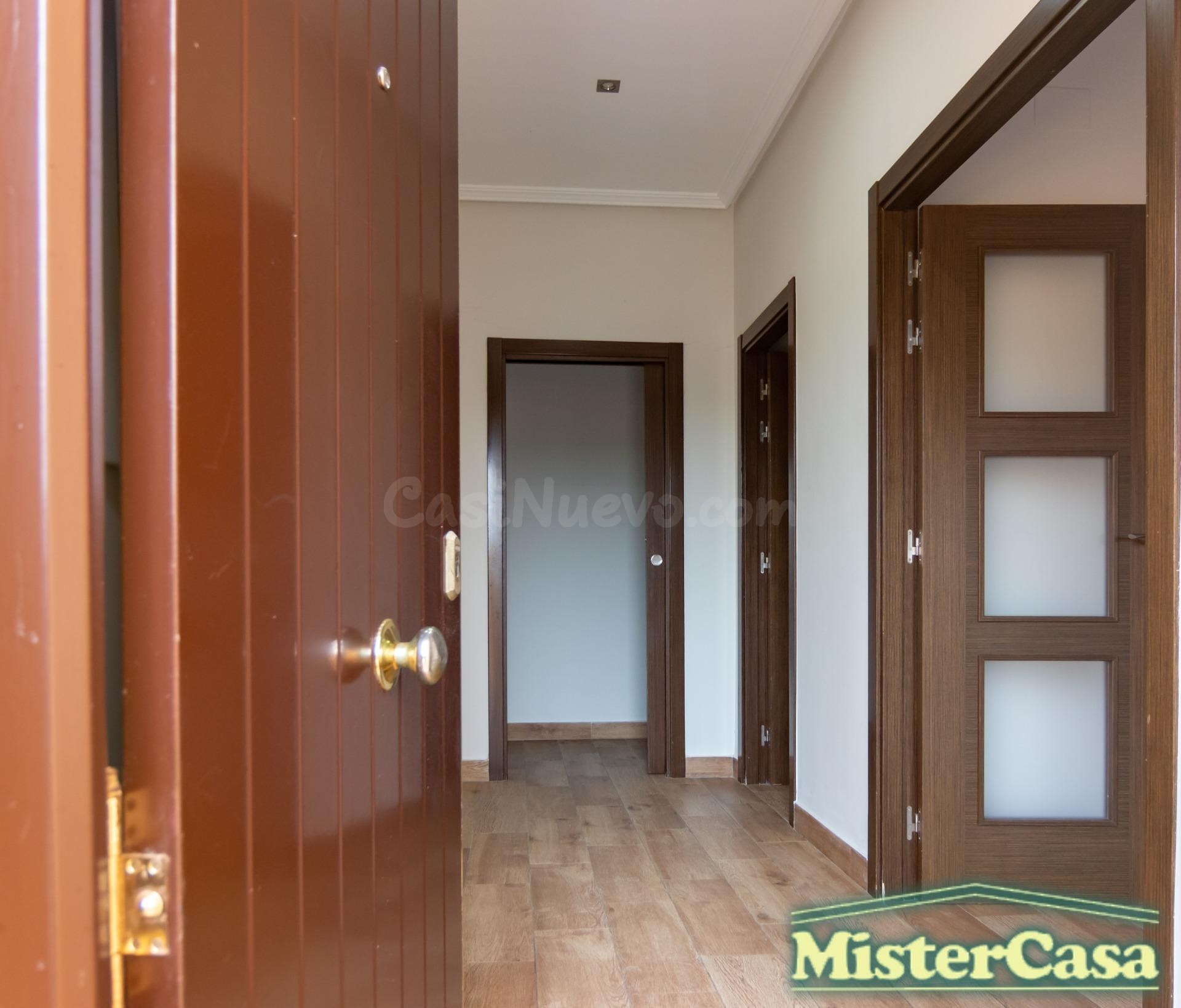 EXCLUSIVA ZONA NORTE, 1 sola planta, tres dormitorios con PISCINA PROPIA - foto 4