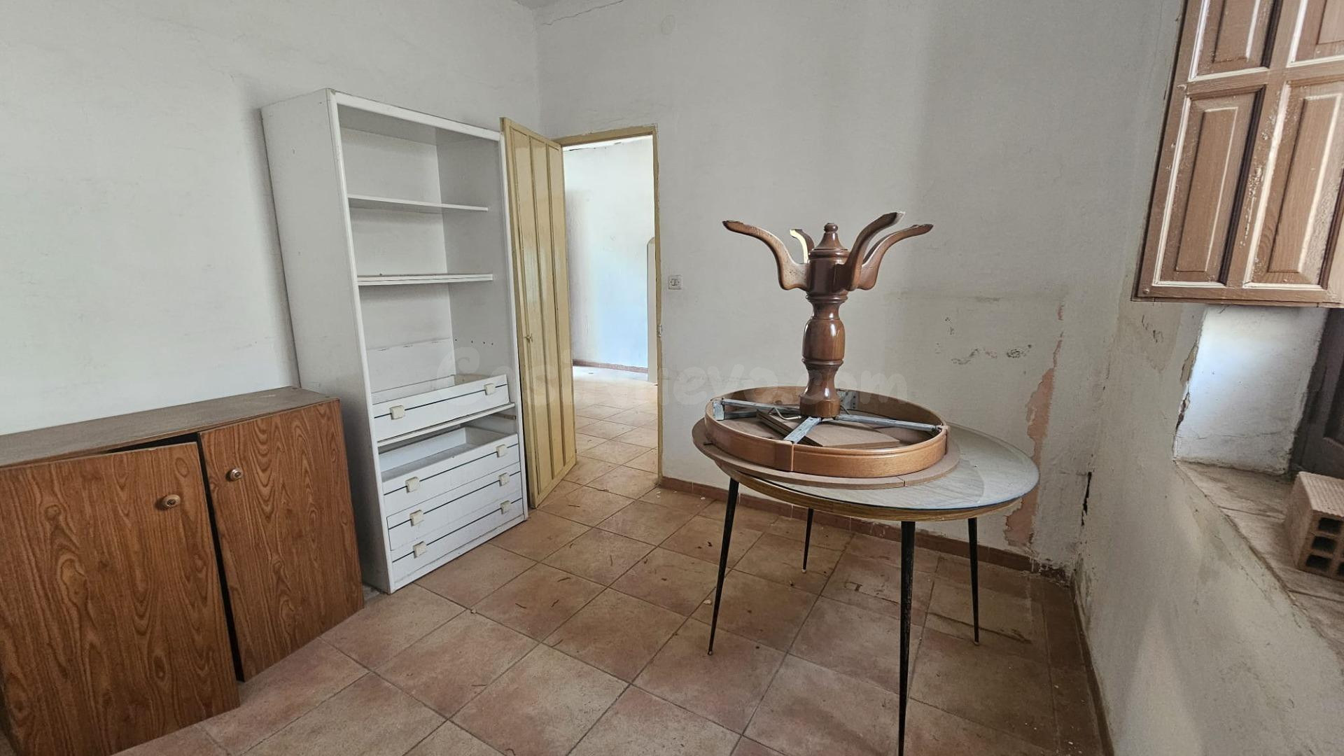 CASA EN CAÑERO CON PATIO, PROYECTO DE REFORMA Y GRAN POTENCI