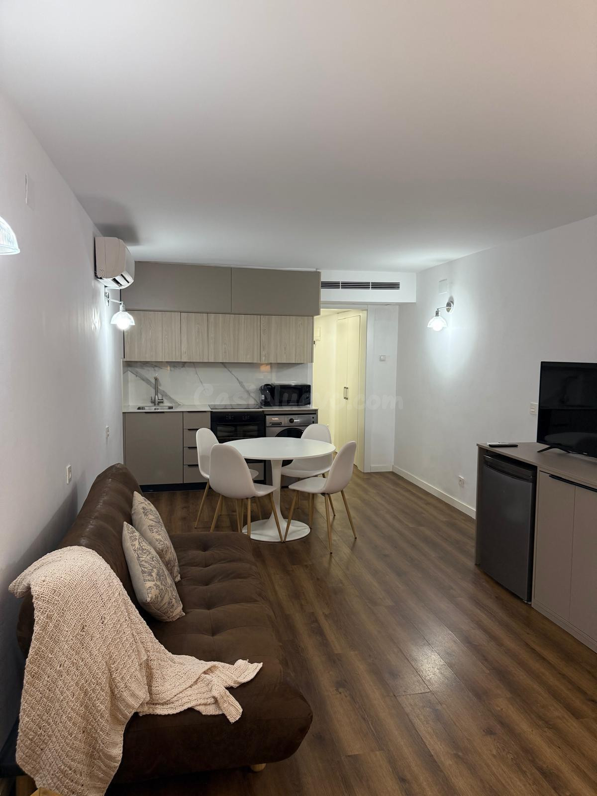 Ref. 08666.- SALICO OFRECE ESTUDIO PARA INVERSIÓN O USO PART - foto 4