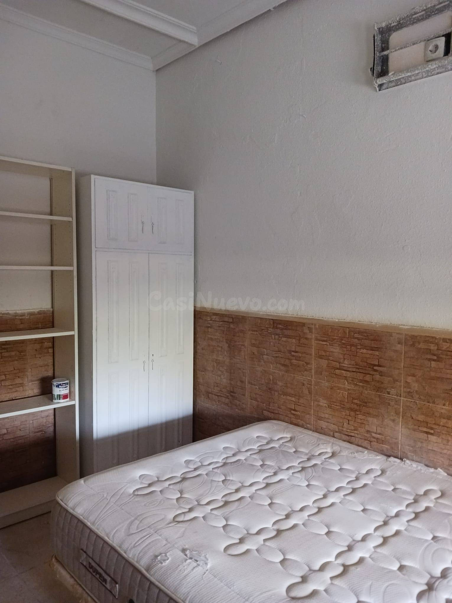 OPORTUNIDAD PARA INVERSORES O PARTICULARES-LOCAL COMERCIAL EN SAN BLAS- SIMANCAS. - foto 2
