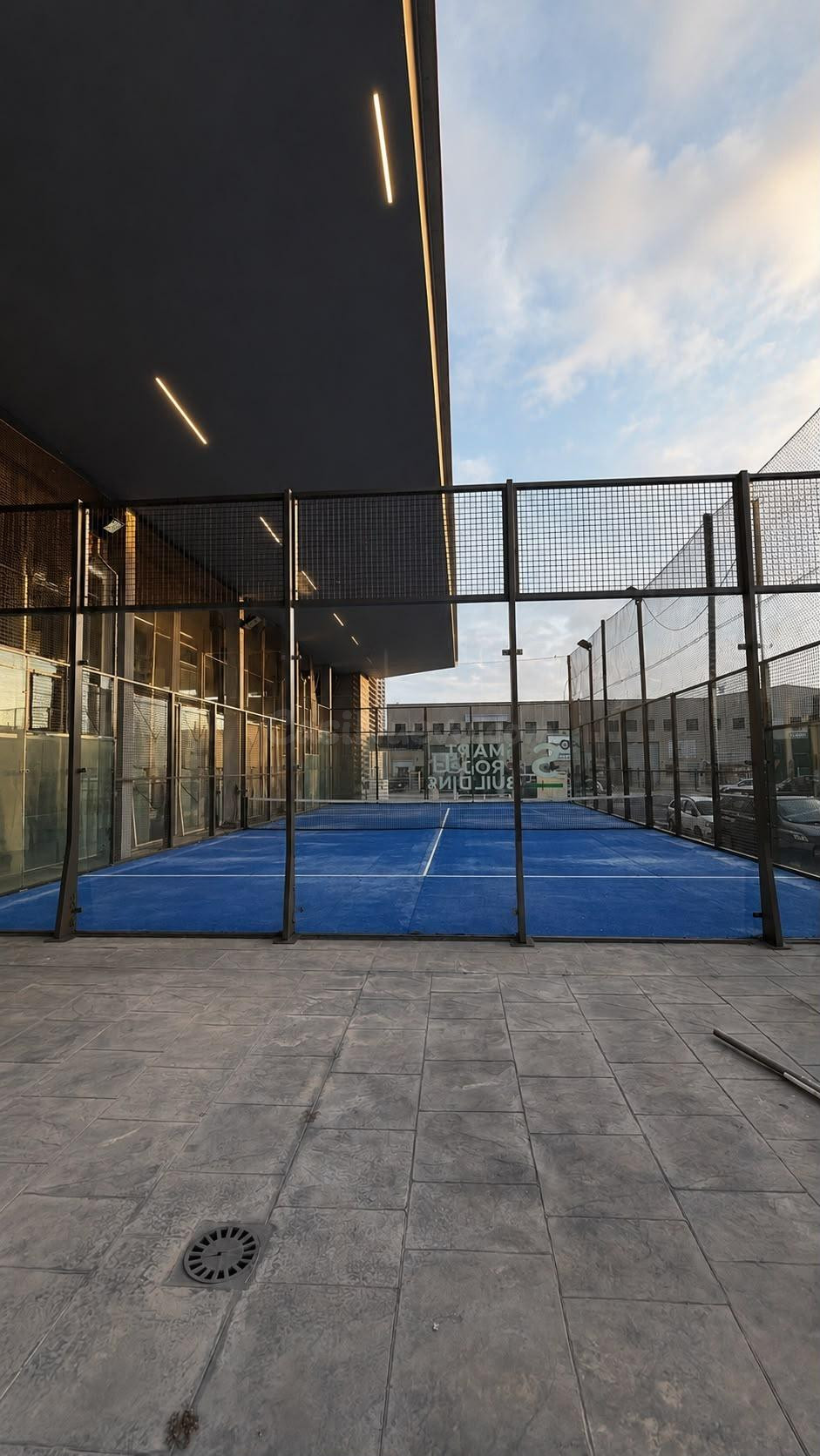 Ref. 08687 SALICO OFRECE COMPLEJO DE PADEL NUEVO PARA RENTAB - foto 2