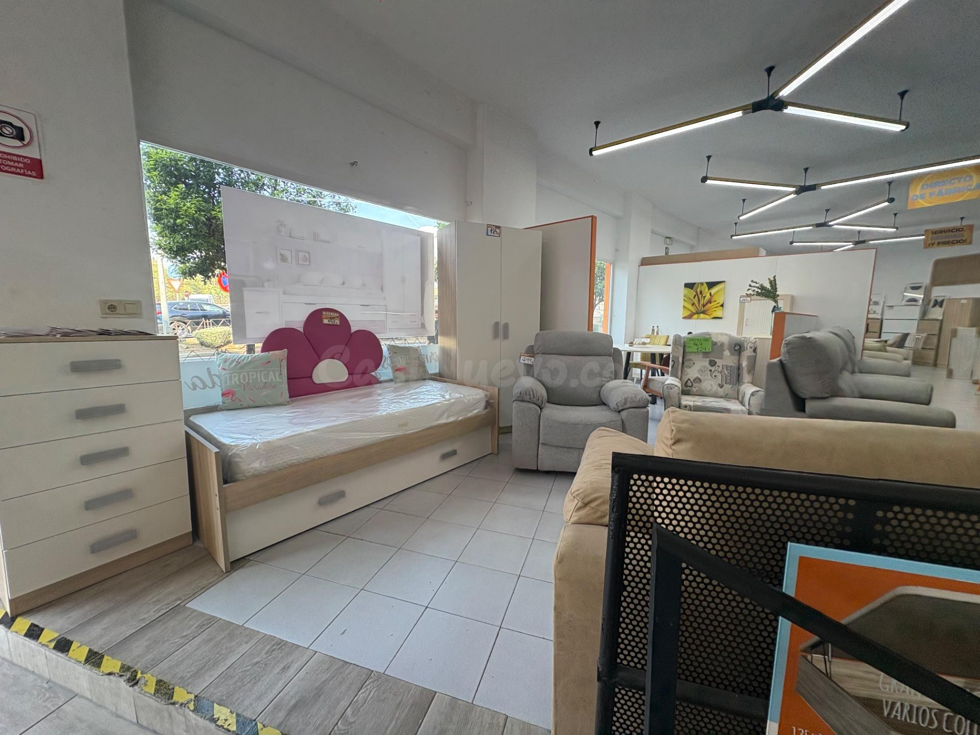 Local comercial en venta en Glorieta Ibn Zaydun