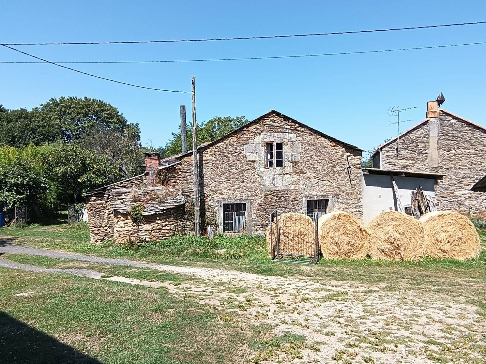 CASERIO PARA INVERSORES 75.000€, OPORTUNIDAD UNICA EN LA ZON - foto 4