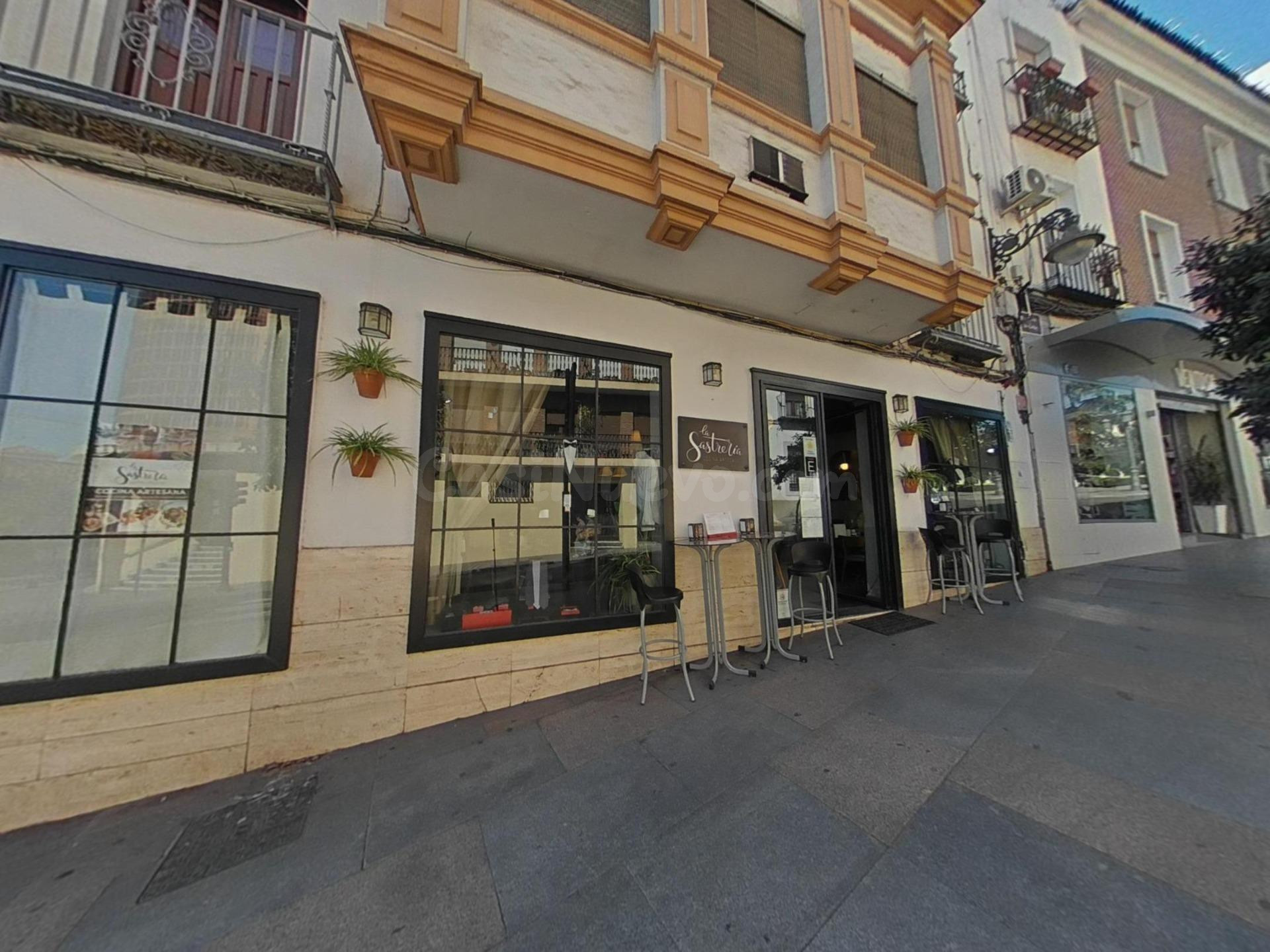 Traspaso junto a Plaza de Colón — Local de restauración reformado íntegramente, sin obras que hacer