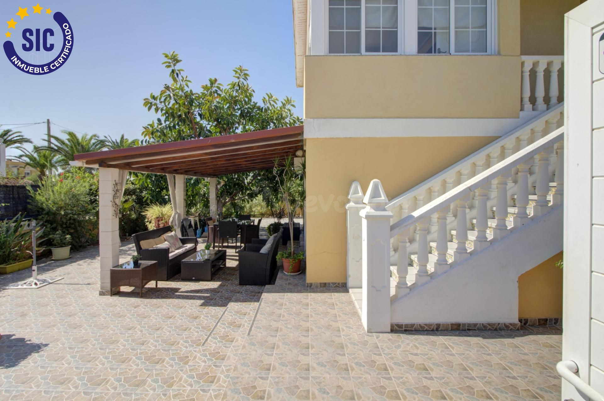 VIVE JUNTO AL MAR EN UNA CASA INDEPENDIENTE CON TERRENO - foto 3