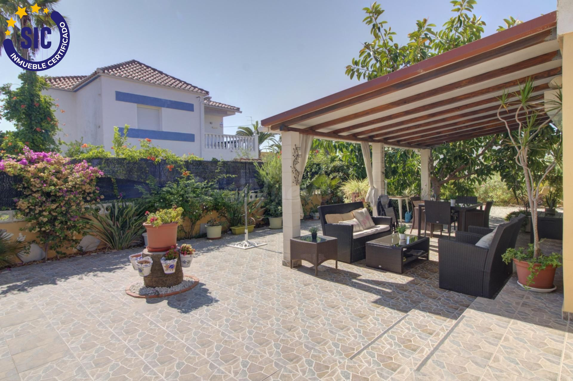 VIVE JUNTO AL MAR EN UNA CASA INDEPENDIENTE CON TERRENO - foto 5