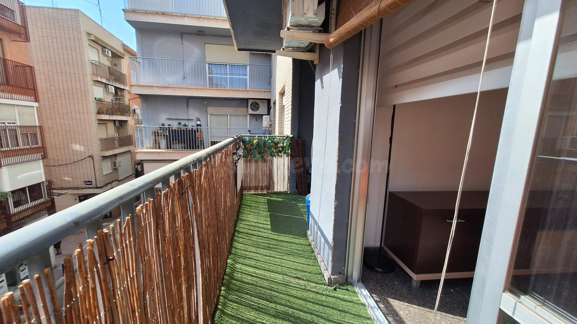 Piso de 3 dormitorios con garaje en Calle Mariano Girada - foto 5