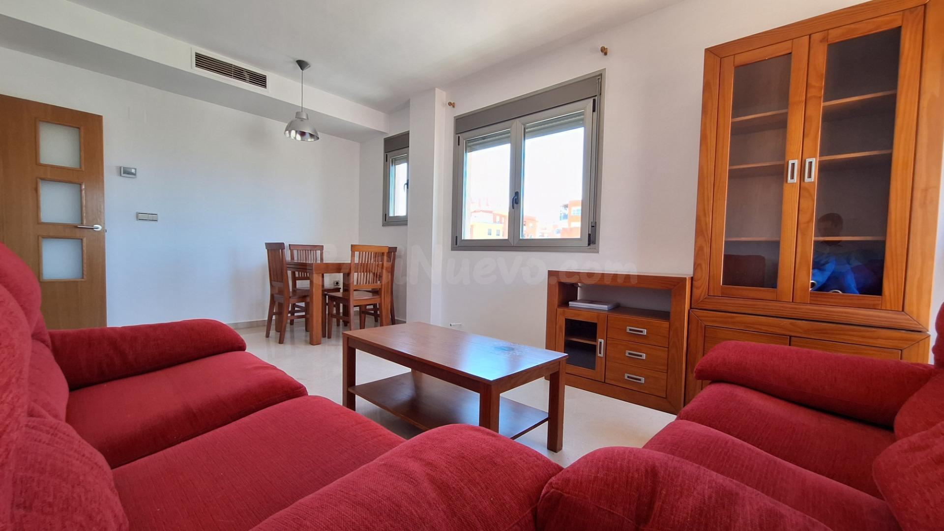 Apartamento de 2 dormitorios frente a Carrefour - foto 4