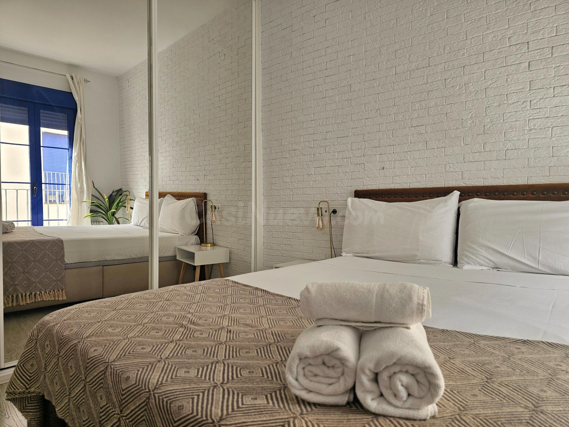 Fantástico dúplex en San Lorenzo, una vivienda con encanto muy bien ubicada y con plaza de garaje.