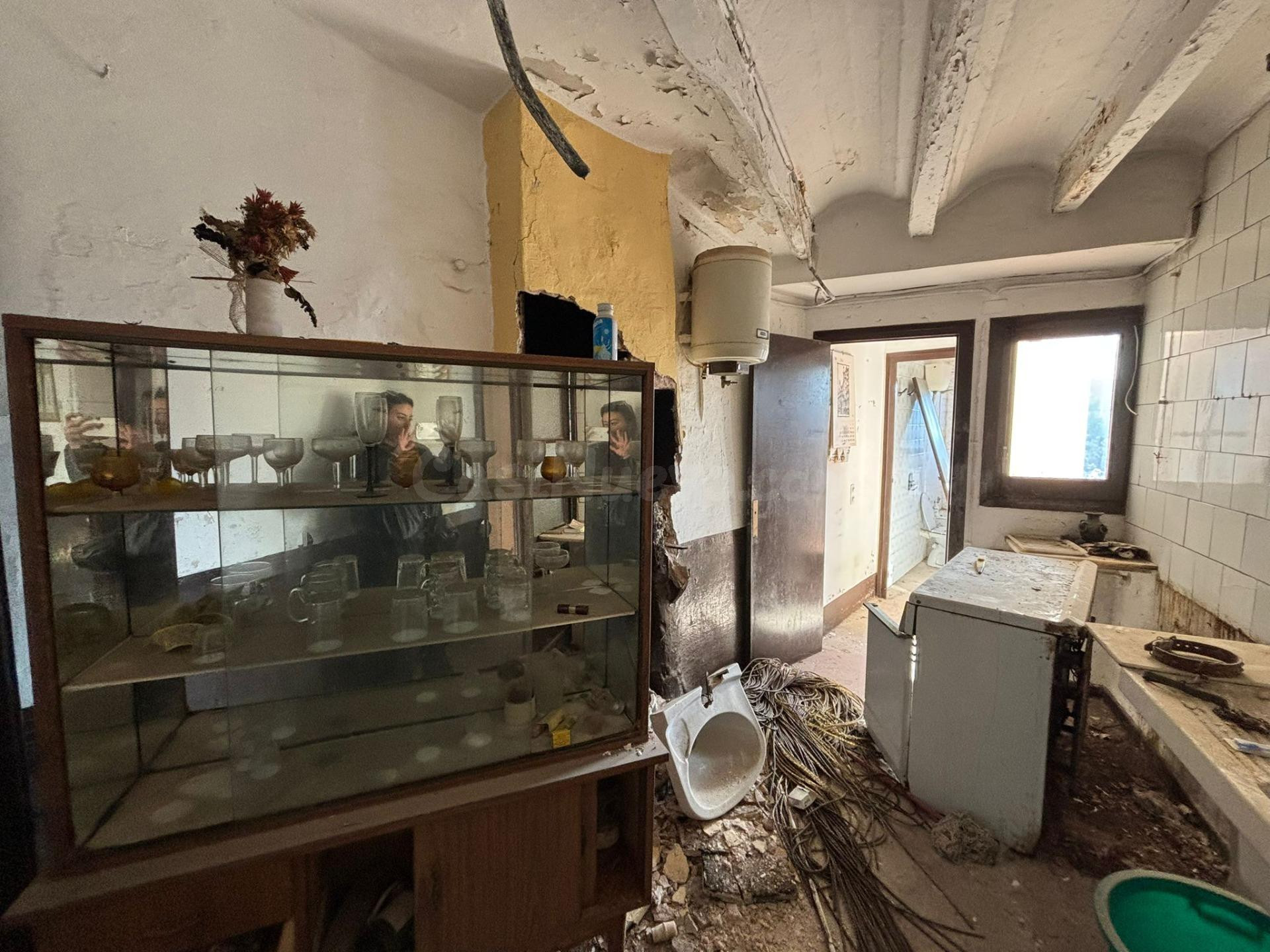 CASA EN VENTA EN CORBERA DE LLOBREGAT - foto 4