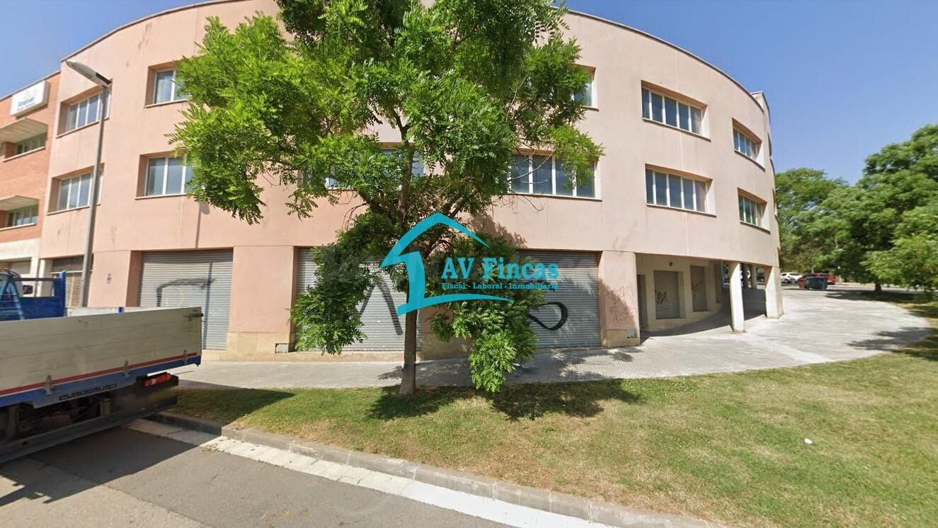 EDIFICIO DE OFICINAS EN VENTA, EN SANTA COLOMA DE CERVELLO - foto 3
