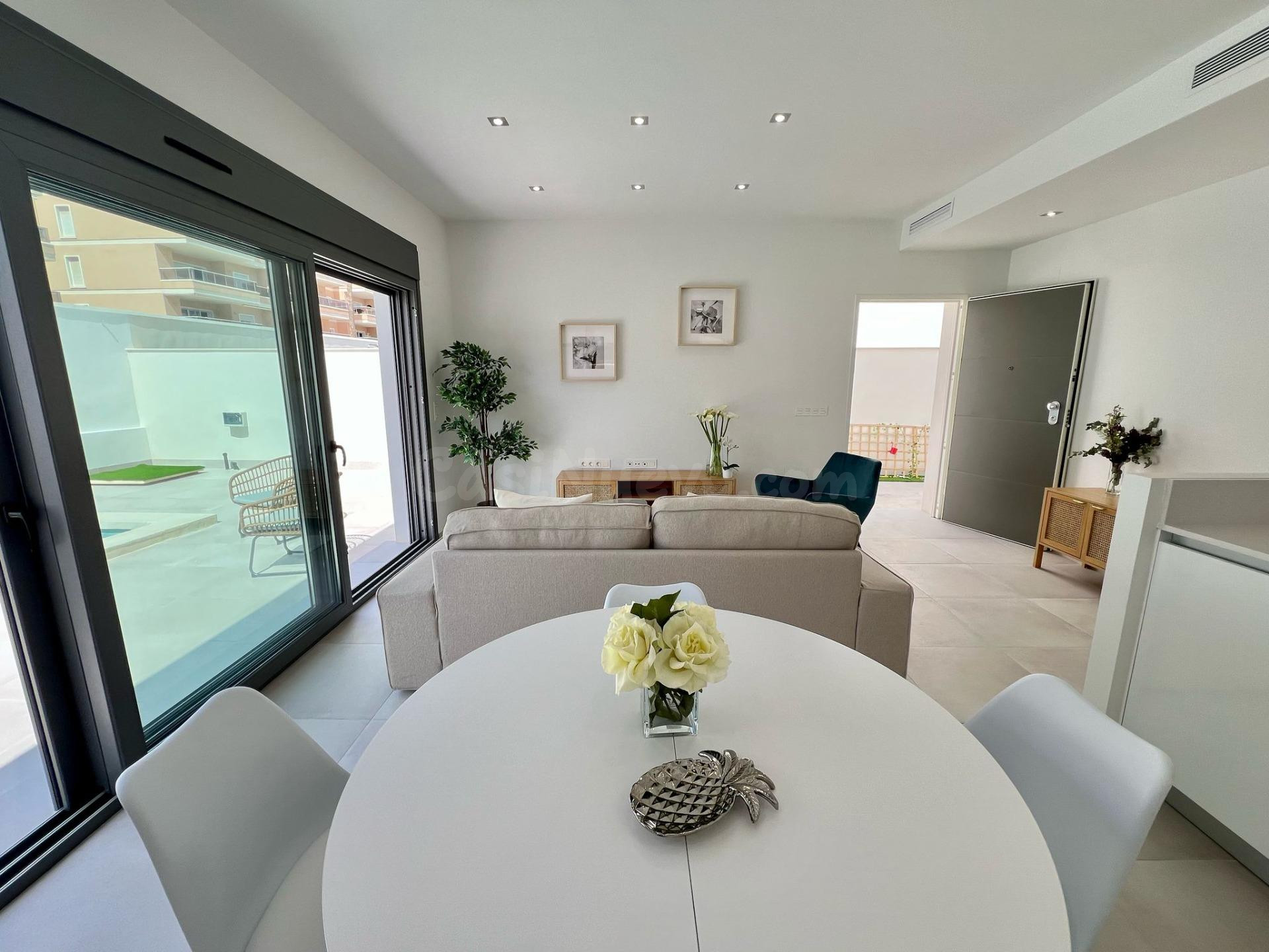 VILLA DE 3 DORMITORIOS JUNTO ZENIA BOULEVARD - foto 5