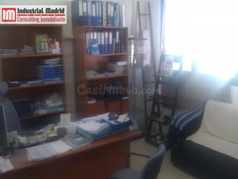 SE VENDE NAVE INDUSTRIAL EN MEJORADA DEL CAMPO. - foto 2