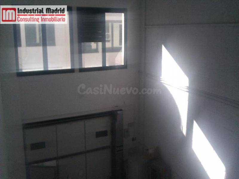 SE VENDE NAVE INDUSTRIAL EN MEJORADA DEL CAMPO. - foto 4
