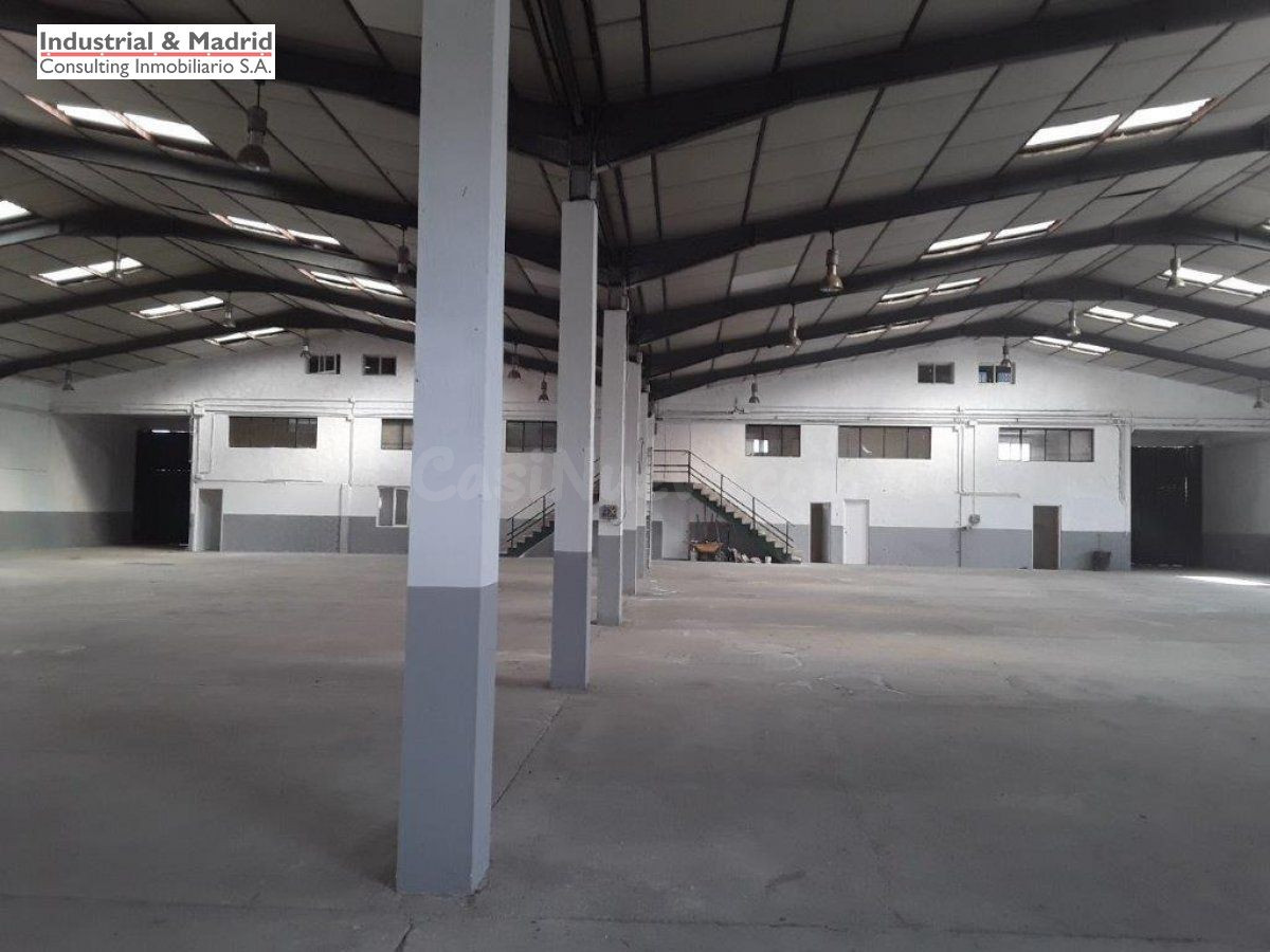 NAVE GRANDE EN VENTA Y ALQUILER EN MEJORADA DEL CAMPO - foto 4
