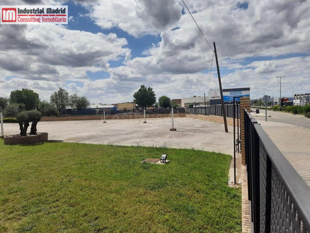 TERRENO INDUSTRIAL EN ALQUILER EN ARGANDA DEL REY. - foto 4