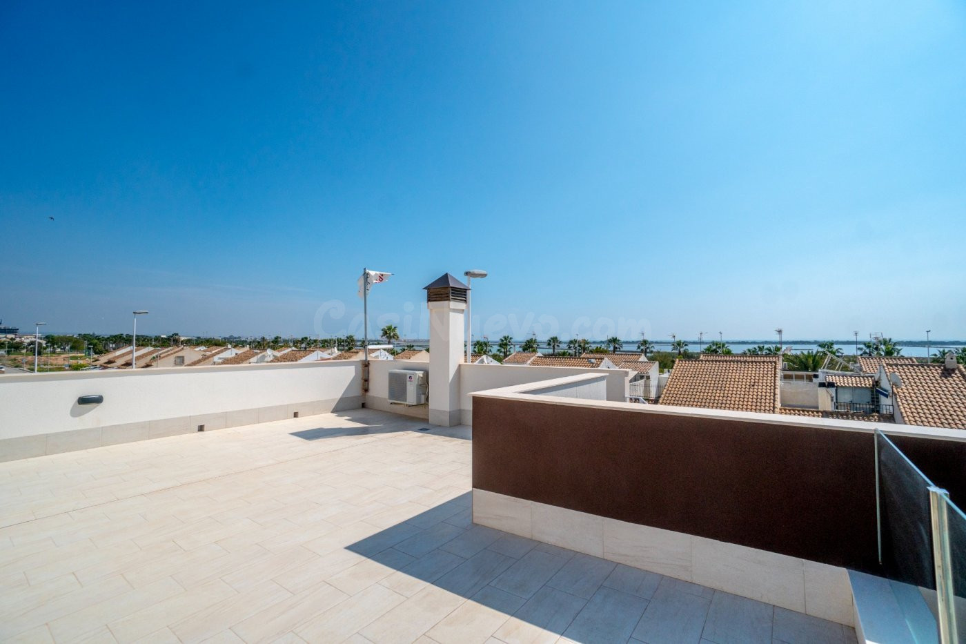 BUNGALOW EN PLANTA ALTA DE 2 DORMITORIOS EN SAN PEDRO DEL PI - foto 4