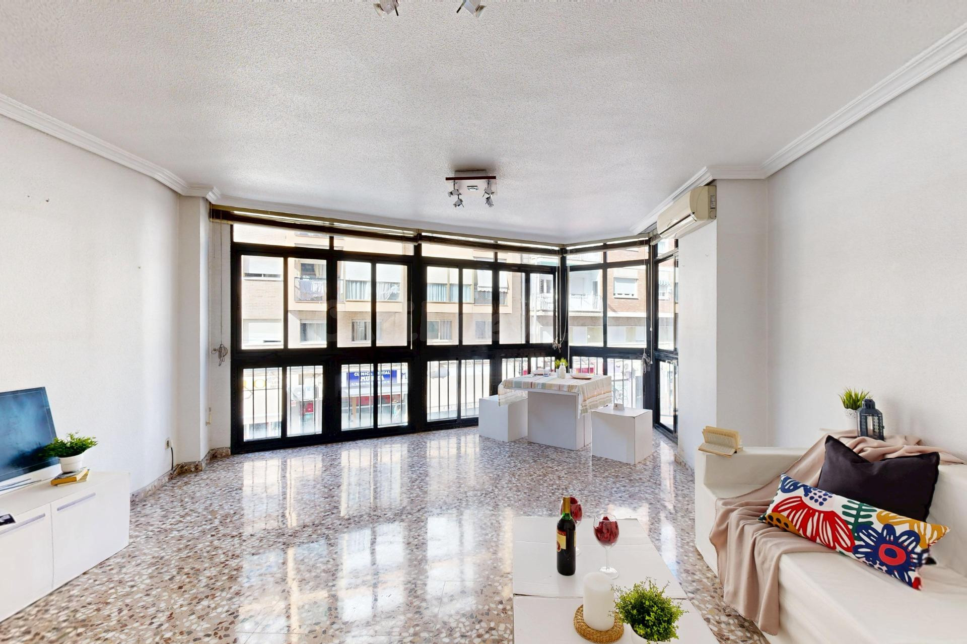 Piso 3 habitaciones 130m² en venta - Barrio del Carmen - foto 2