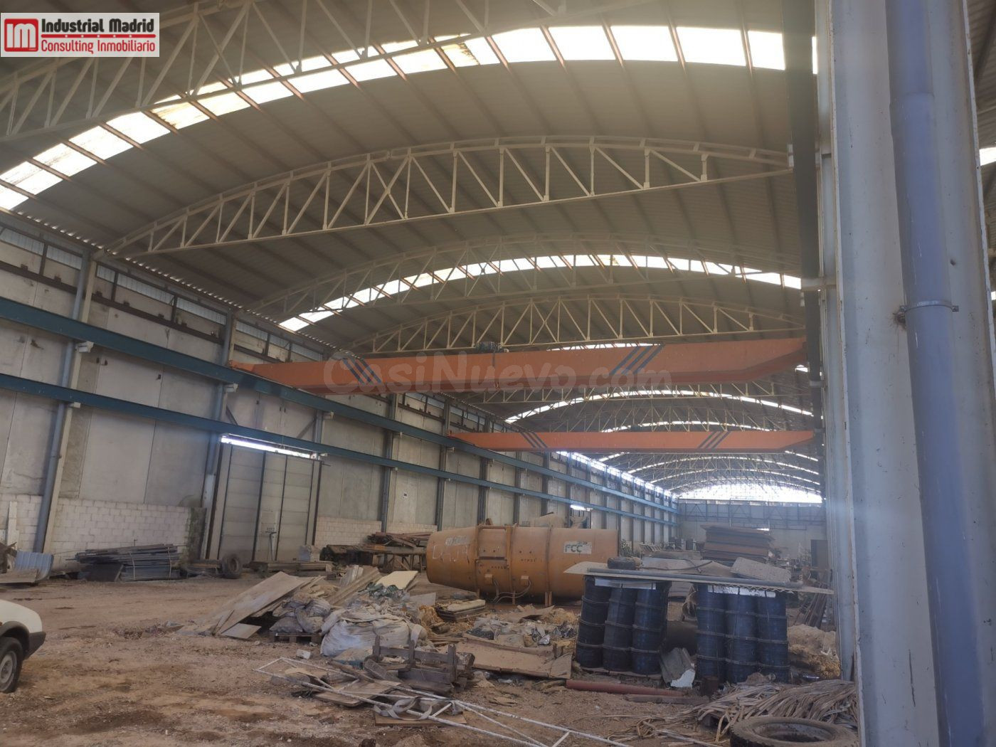 SE VENDE NAVE INDUSTRIAL CON CAMPA EN SESEÑA. - foto 2