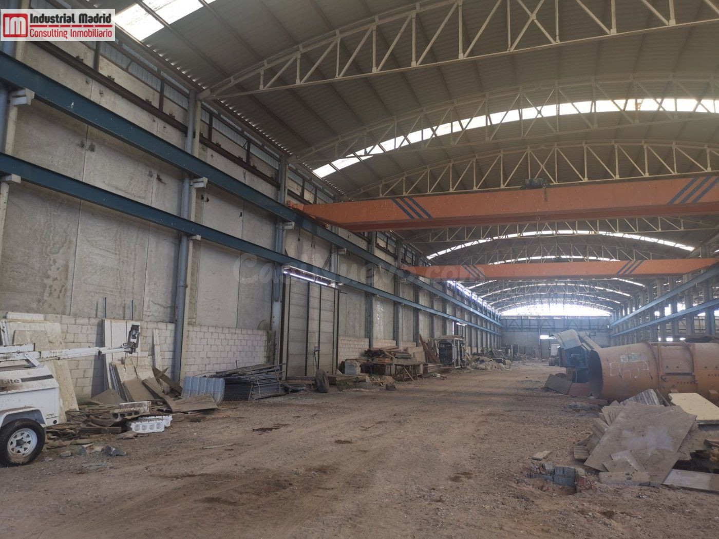 SE VENDE NAVE INDUSTRIAL CON CAMPA EN SESEÑA. - foto 5