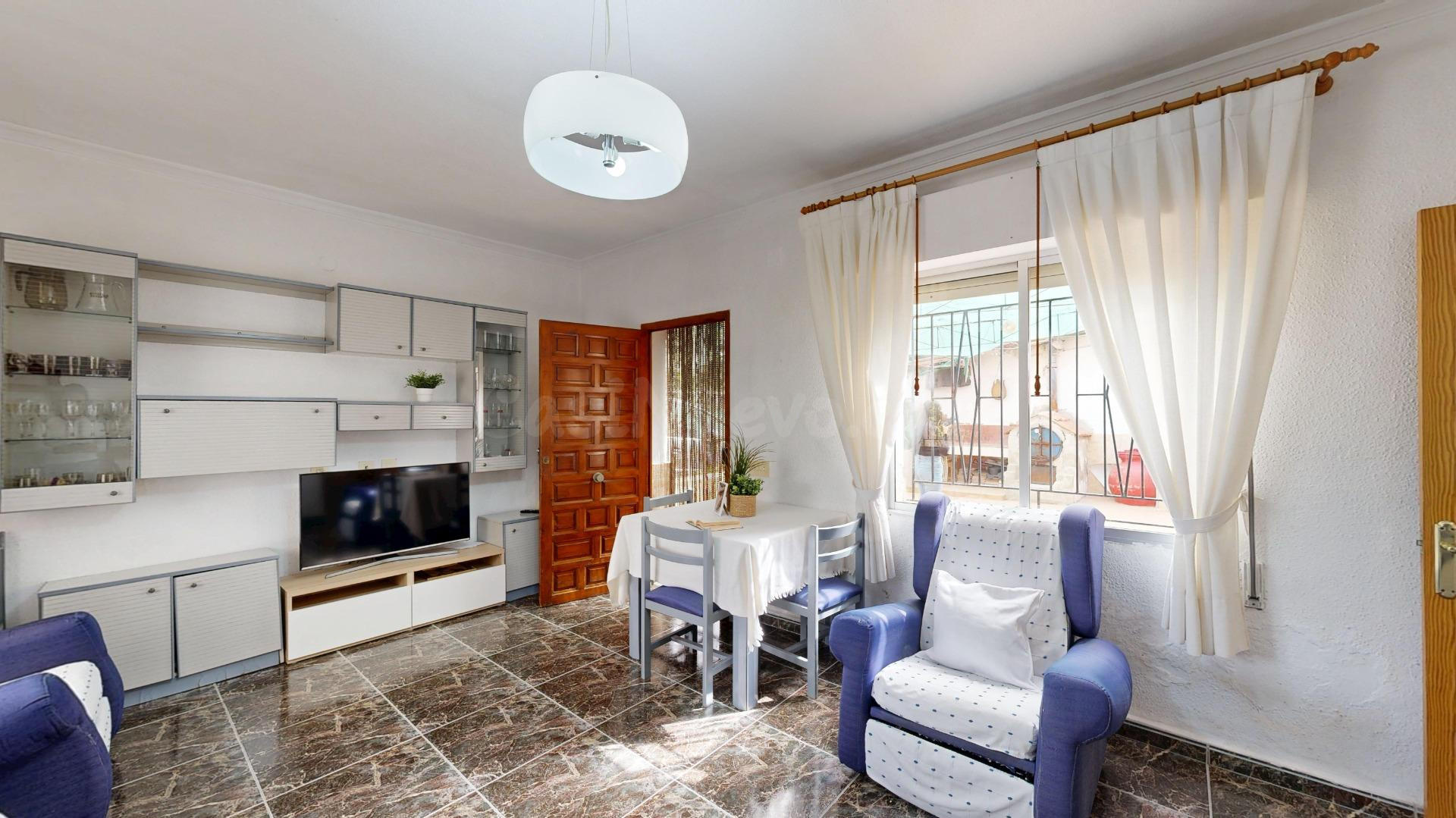 Casa con huerto en La Albatalía. - foto 3