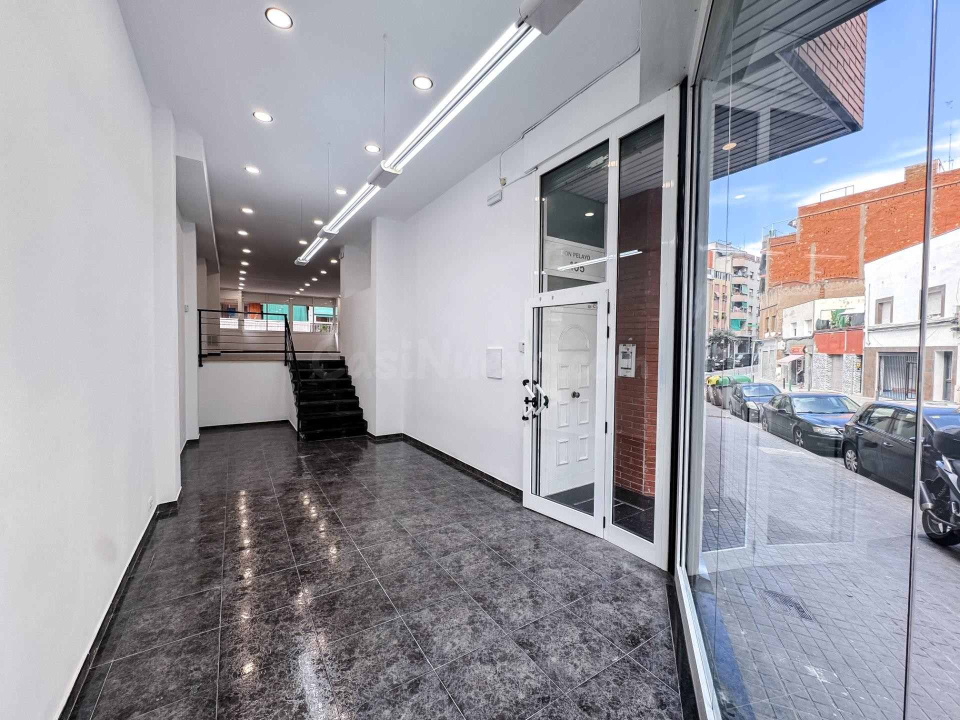 Local comercial en venta, versátil, muy luminoso y listo par - foto 5
