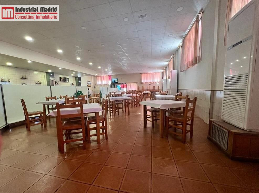 VENTA DE RESTAURANTE EN POLÍGONO INDUSTRIAL EN ARGANDA DEL REY
