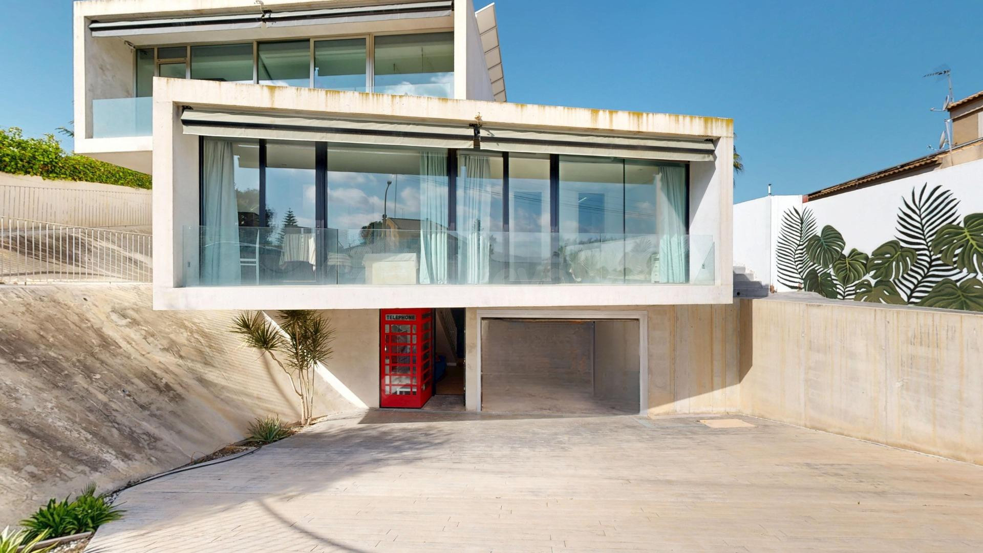 Chalet de autor con piscina salada y arquitectura de vanguar - foto 4