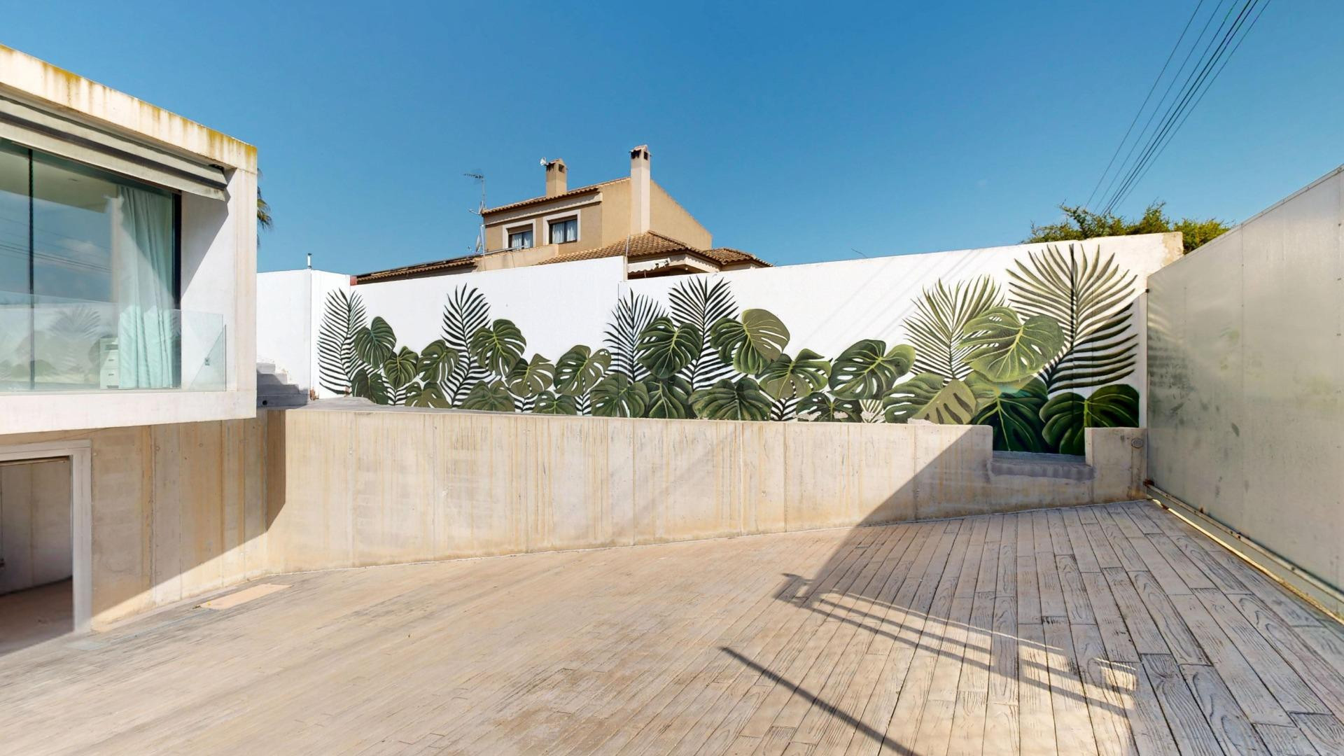 Chalet de autor con piscina salada y arquitectura de vanguar - foto 5