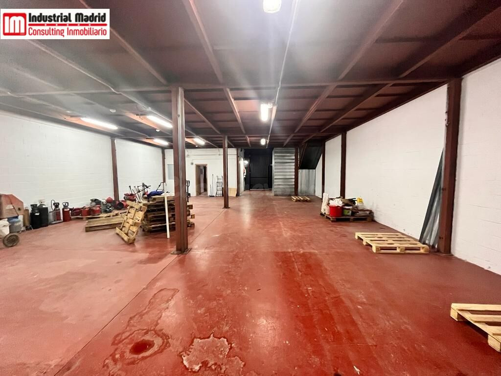 NAVE EN ARGANDA DEL REY EN POLIGONO LA POVEDA.